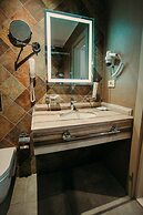 Hill Chalet Hotel & Resort