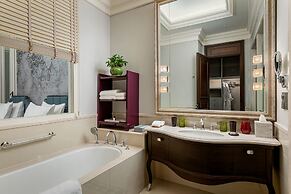 The ERAVATI Sule Grand Yangon