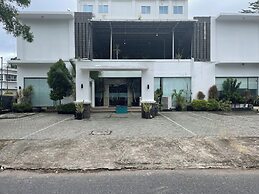 Capital O 94619 Bunda Hotel