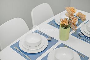 Bialy by Kozystay - Alam Sutera