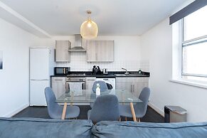 Cozy Southampton Apartment in Prime Location