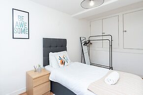 Cozy Southampton Apartment in Prime Location