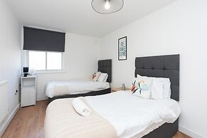 Cozy Southampton Apartment in Prime Location