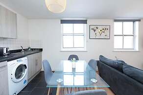 Cozy Southampton Apartment in Prime Location