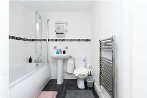 Cozy Southampton Apartment in Prime Location