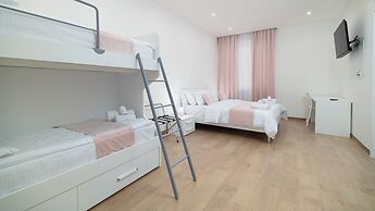 Lovely Rooms by Rentbeat