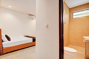 Collection O near MRT Cipete Raya former