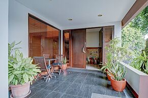 Collection O near MRT Cipete Raya former