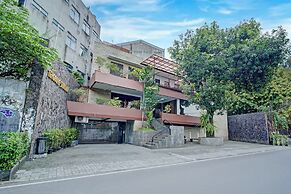 Collection O near MRT Cipete Raya former