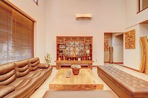 Collection O near MRT Cipete Raya former