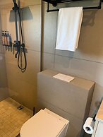 Peninsula Suites