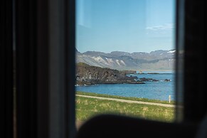 Peninsula Suites