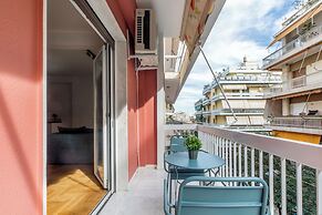 Cozyopolis - Timeless 3-BR in Athens