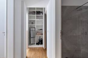 Cozyopolis - Timeless 3-BR in Athens