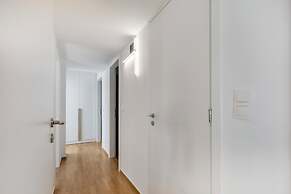 Cozyopolis - Timeless 3-BR in Athens