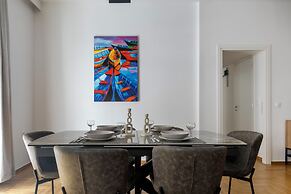 Cozyopolis - Timeless 3-BR in Athens