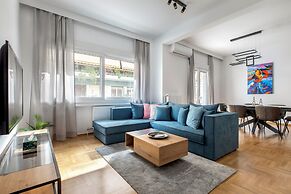 Cozyopolis - Timeless 3-BR in Athens