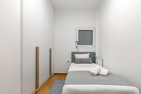 Cozyopolis - Timeless 3-BR in Athens