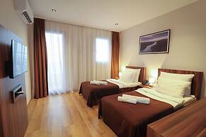 Semitronix Hotel