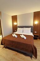 Semitronix Hotel