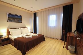 Semitronix Hotel