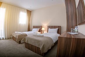 Semitronix Hotel