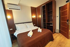 Semitronix Hotel