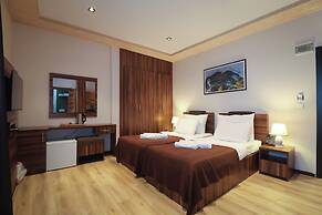 Semitronix Hotel