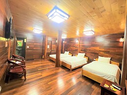 Khu du lich khoang nong UVA