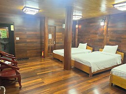 Khu du lich khoang nong UVA