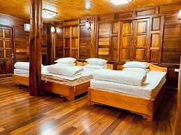 Khu du lich khoang nong UVA