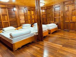 Khu du lich khoang nong UVA