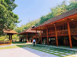 Khu du lich khoang nong UVA