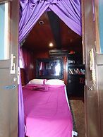 Sabai Sabai Liveaboard Bangkok