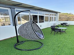 Housr 36 Studio Rooms Bangalore Near Leela Palace