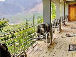 Old Hunza inn