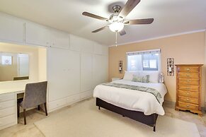 8 Mi to Dtwn: Spacious Home w/ Fire Pit in Fresno!