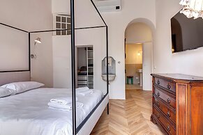 San Gallo Apartment by Mamo Florence