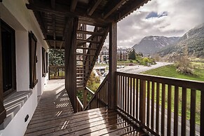 Aran Hostel