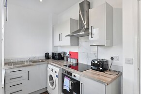 Grove Apartments