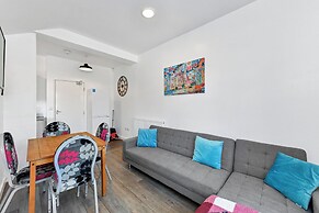 Grove Apartments