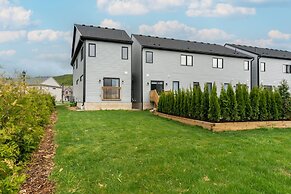 Blue Mountains 3BR Getaway Near Trails Beach