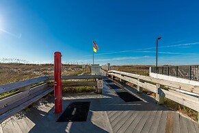 Island Winds East 311 3 Bedroom Condo