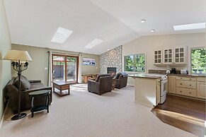 6 Dutchman 3 Bedroom Home