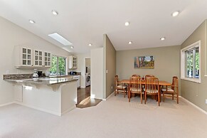 6 Dutchman 3 Bedroom Home