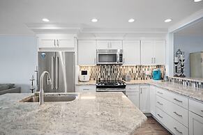 High Tides And High Proof 105 2 Bedroom Condo