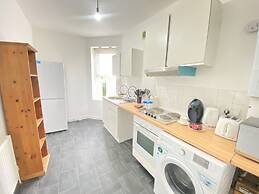 London City Escape With 2 Bedrooms