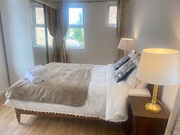 London City Escape With 2 Bedrooms