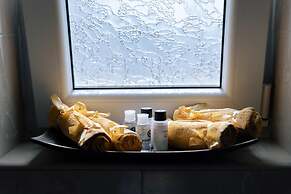 La Hacienda Cozy Home