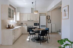 La Hacienda Cozy Home